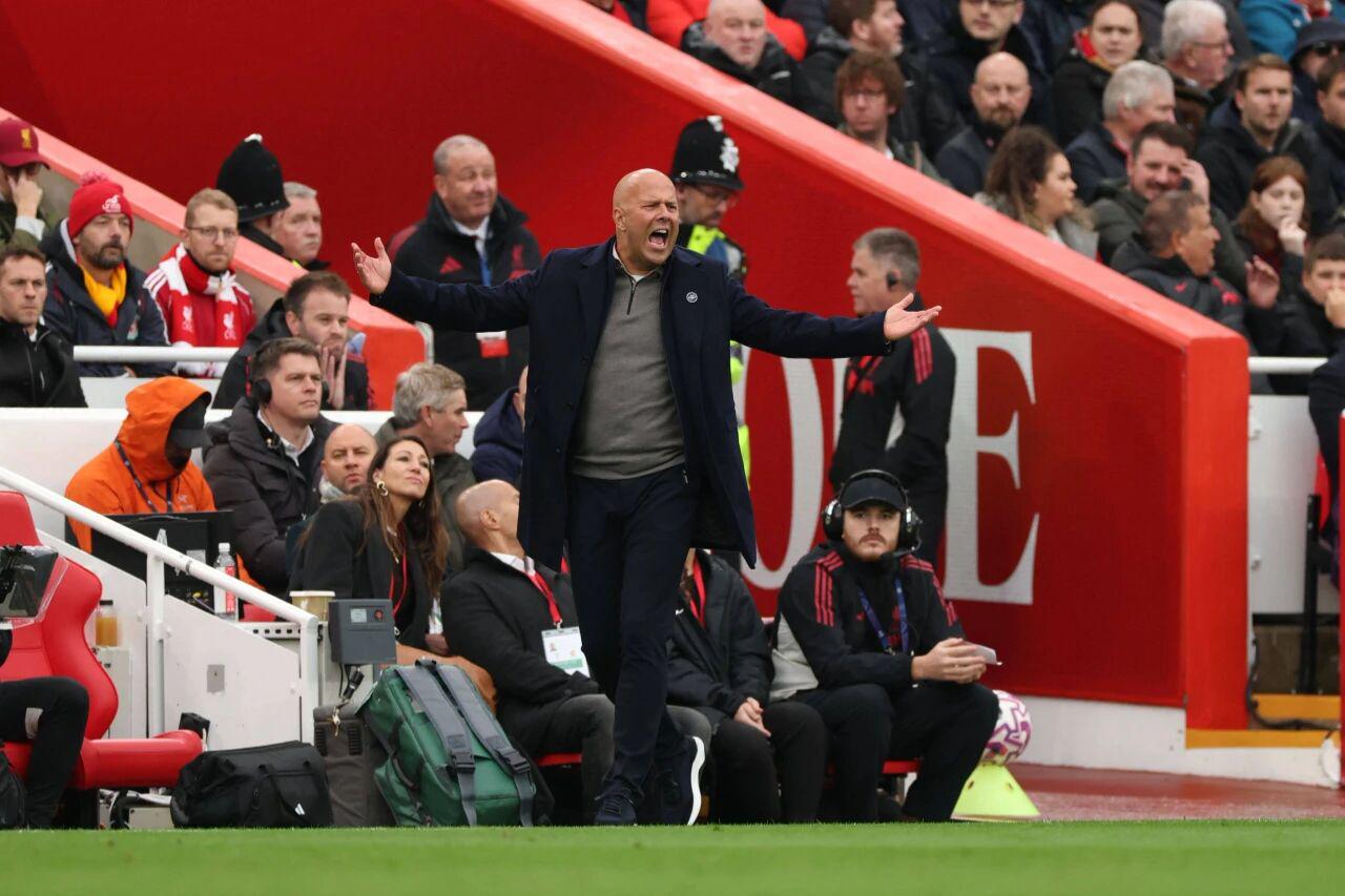 kd, 球员还倒在, 头球 kd, 球员还倒在, 头球